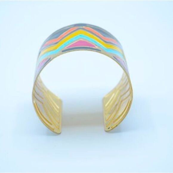 Enamel Cuff Bracelet With Colorful Chevron Design. - Picture 4 of 5